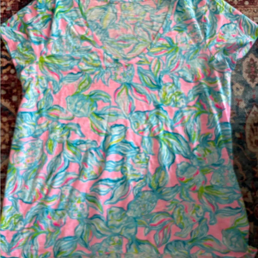 Lilly Pulitzer V-Neck T-Shirt